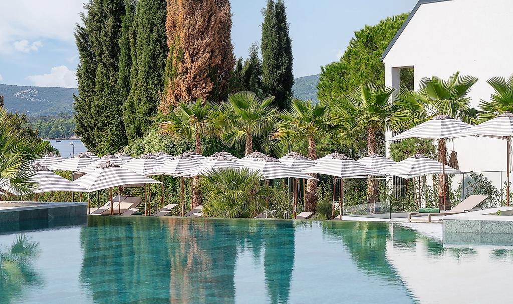 Molum Hotel & Residences, Pool/Poolbereich