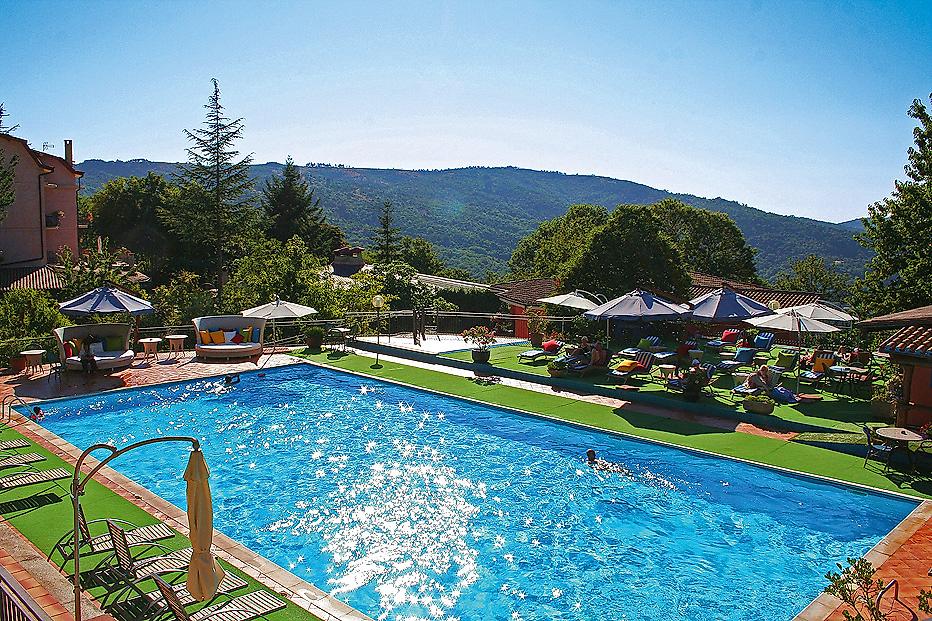Sa Muvara Hotel, Garten mit Pool