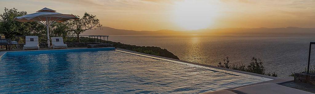 Searocks Exclusive Villas Resort,