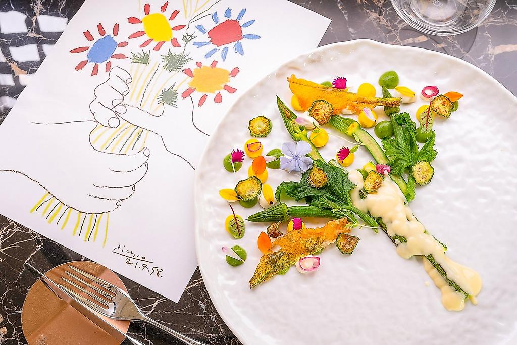 Botania Relais & Spa, Blick in den stilvoll gestalteten Speiseraum des Mirto Fine Dining.