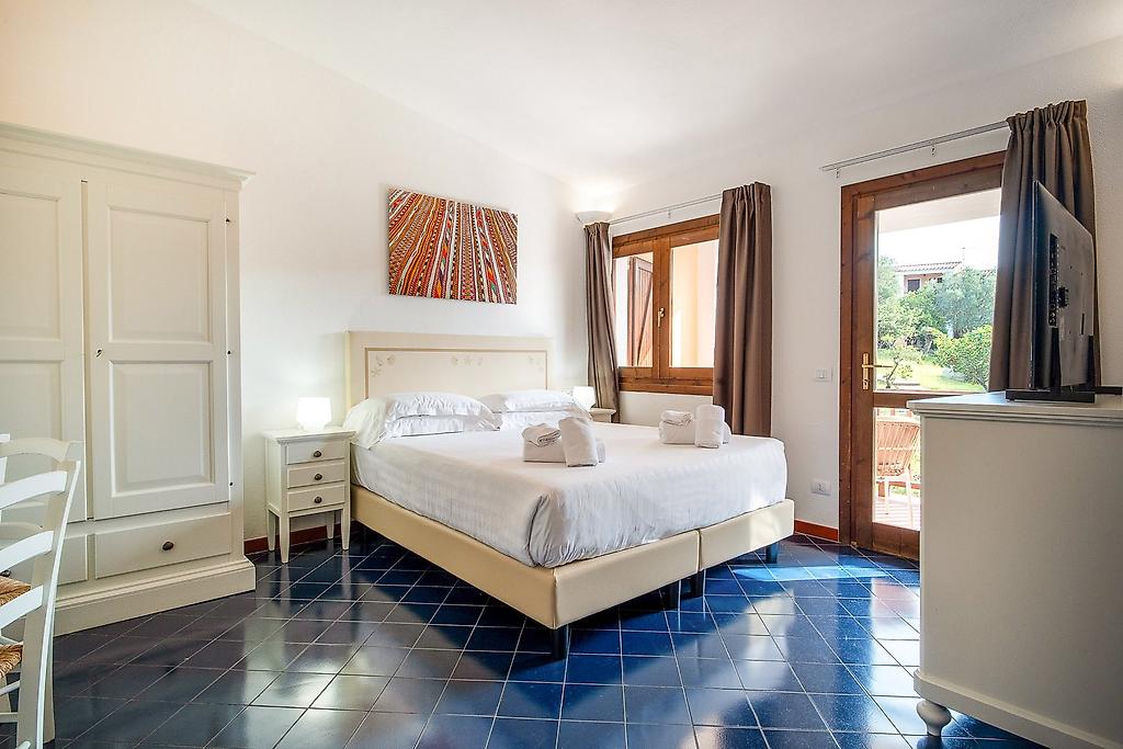 Residence Hotel Costa Serena, Ein anderer Blickwinkel in das freundlich gestaltete „Classic Studio“.