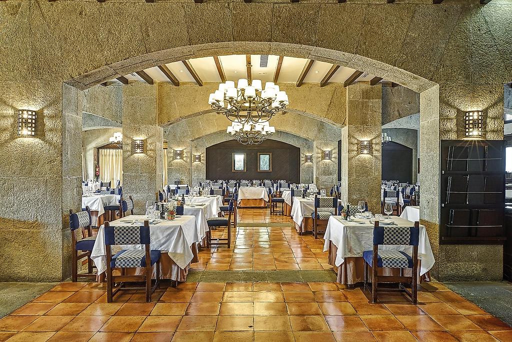 Parador de Sos del Rey Católico, Restaurant/Gastronomie