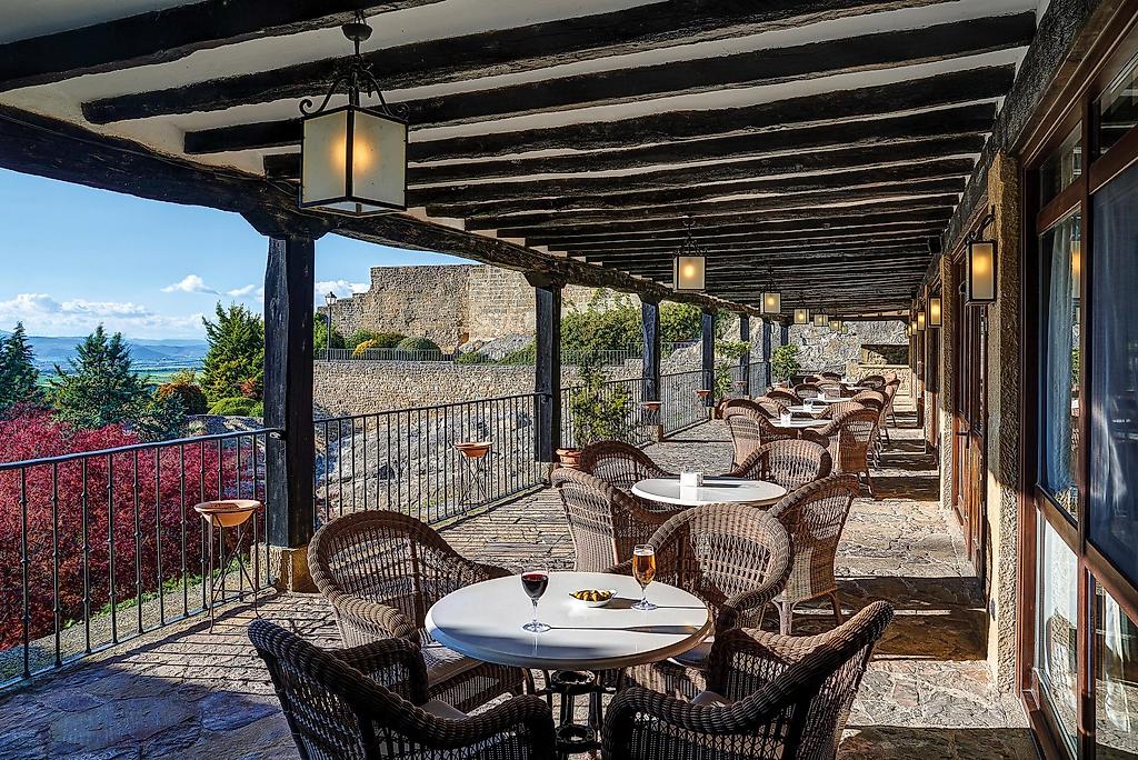 Parador de Sos del Rey Católico, Restaurant/Gastronomie