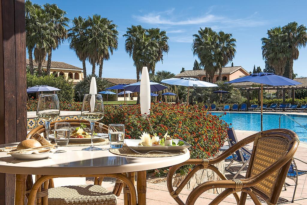 Lantana Resort – Residence, Restaurant/Gastronomie