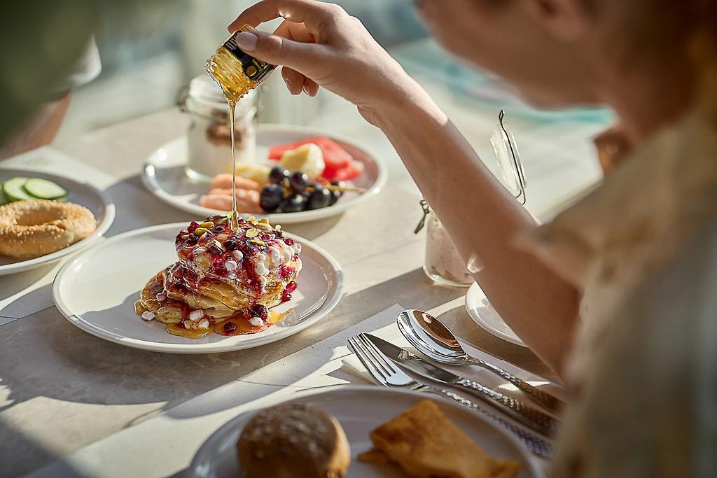Alizo Boutique Hotel & Spa, Ansprechend angerichtetes Frühstück im Hotel auf Rhodos