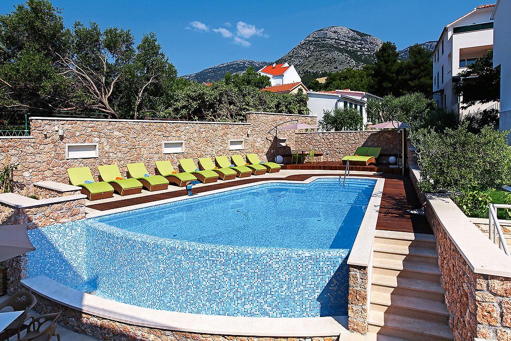 Boutique Hotel Bol, Pool/Poolbereich