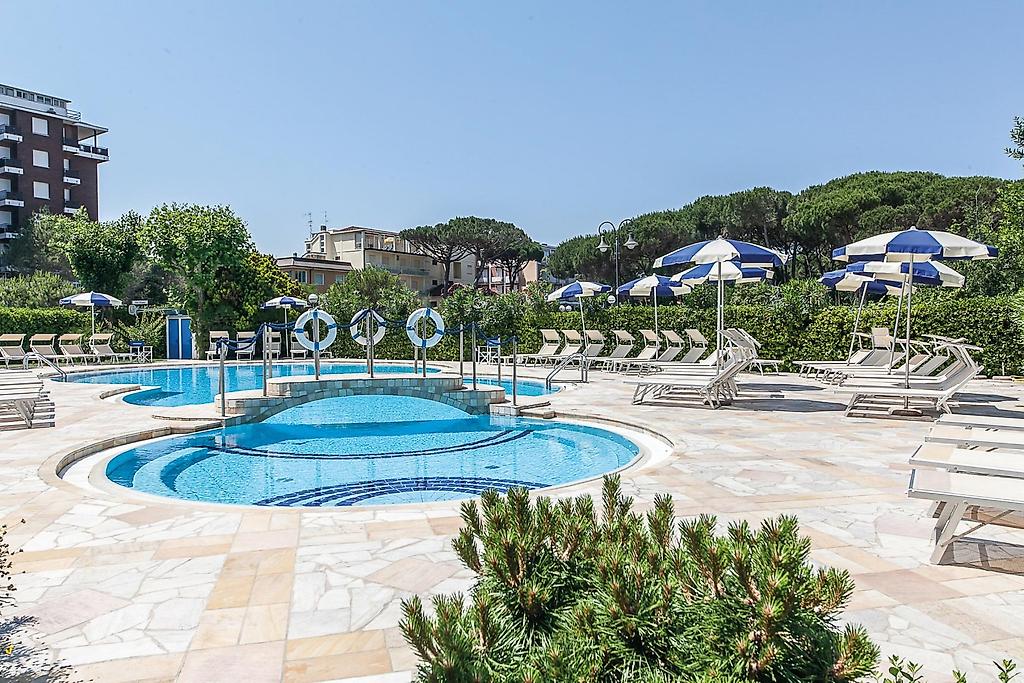 Grand Hotel Gallia, Pool/Poolbereich