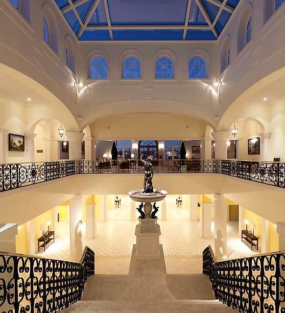 The Yeatman, Lobby