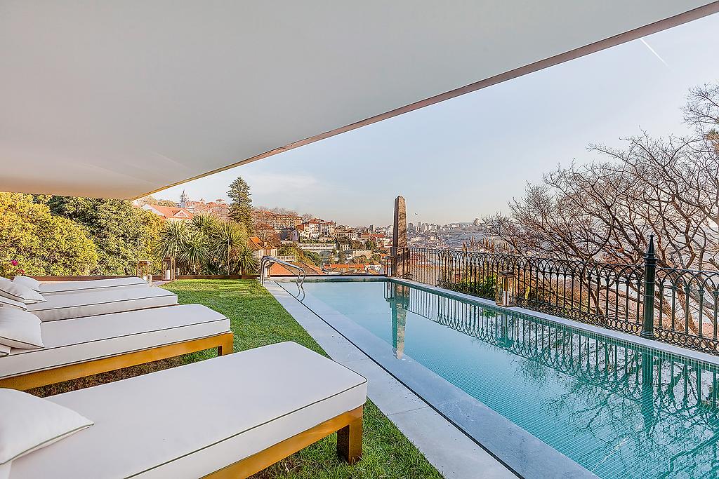 Torel Avantgarde, Pool/Poolbereich