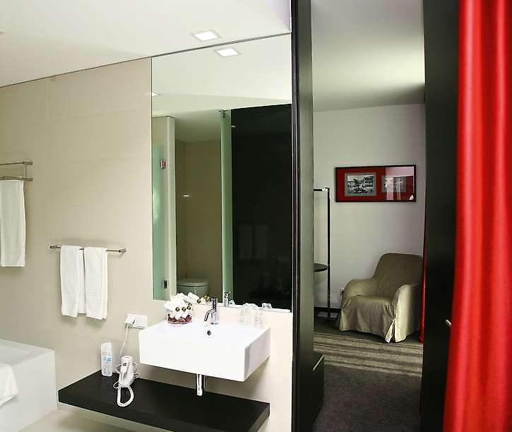 Axis Viana Hotel & Spa, Bad