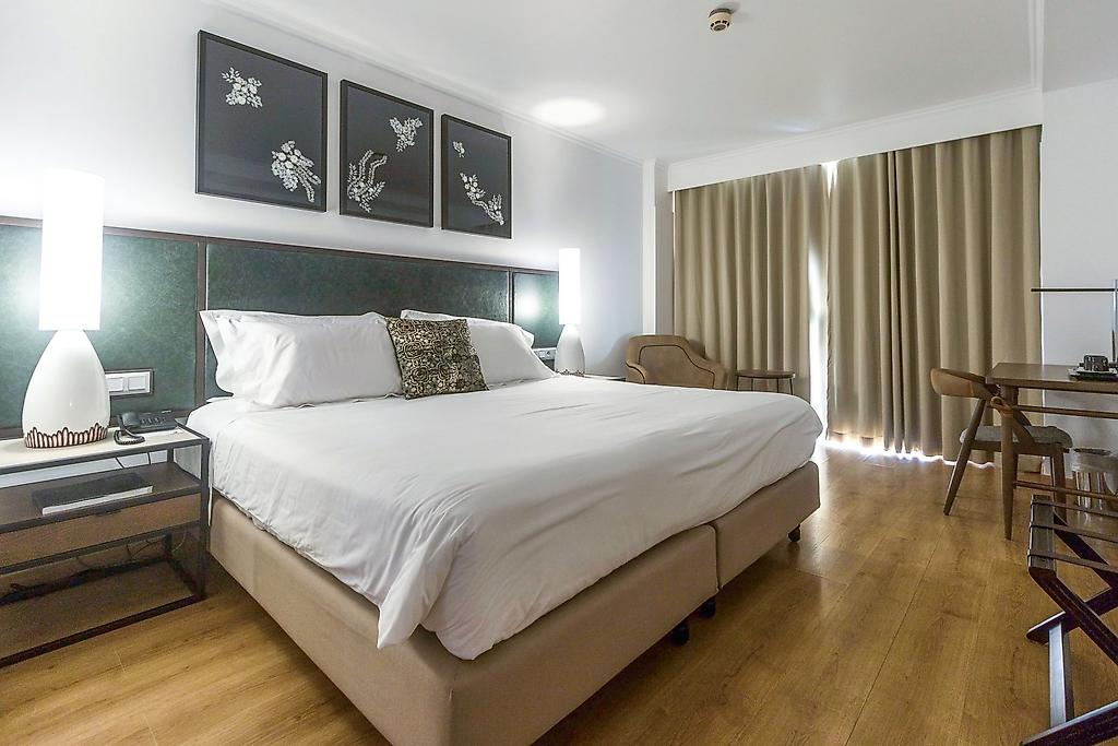 Hotel Ponta Delgada, Business King