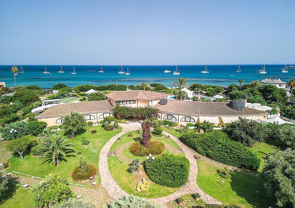 Hotel Baia di Nora, Resort/Hotelanlage