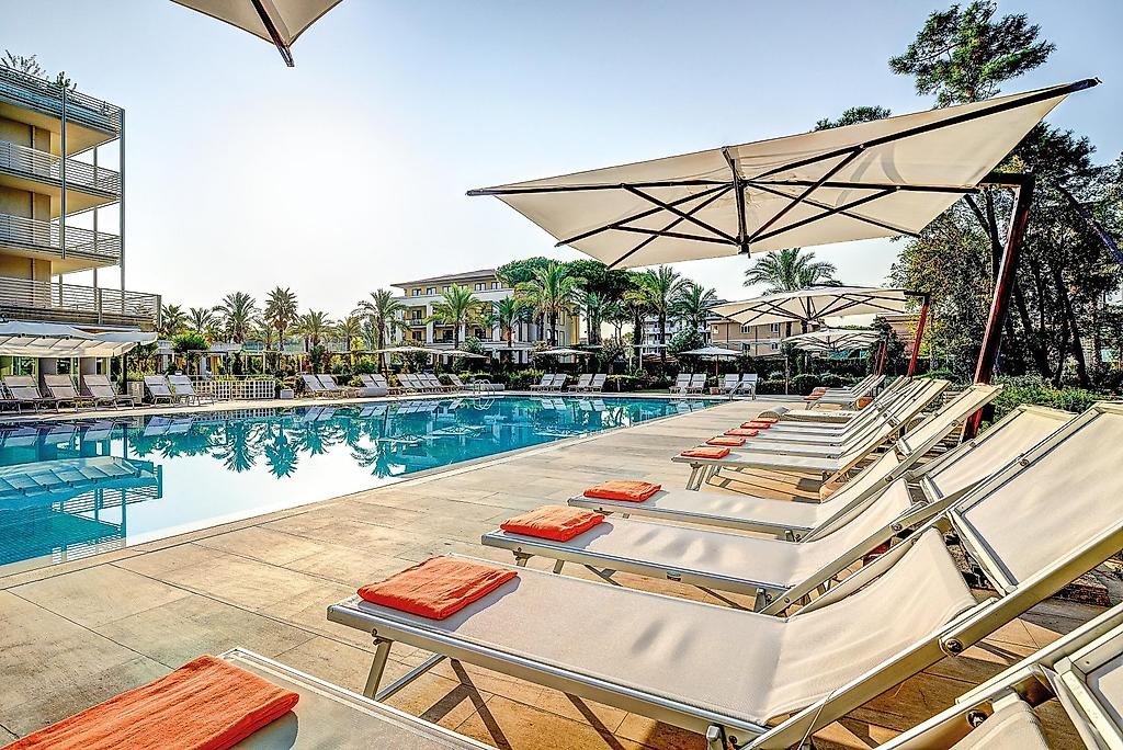 Versilia Lido | UNA Esperienze, Pool/Poolbereich