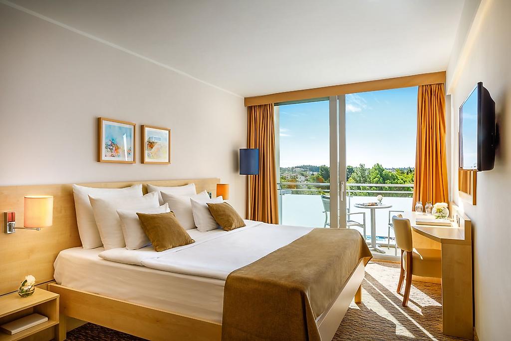 Valamar Parentino Hotel, Superior