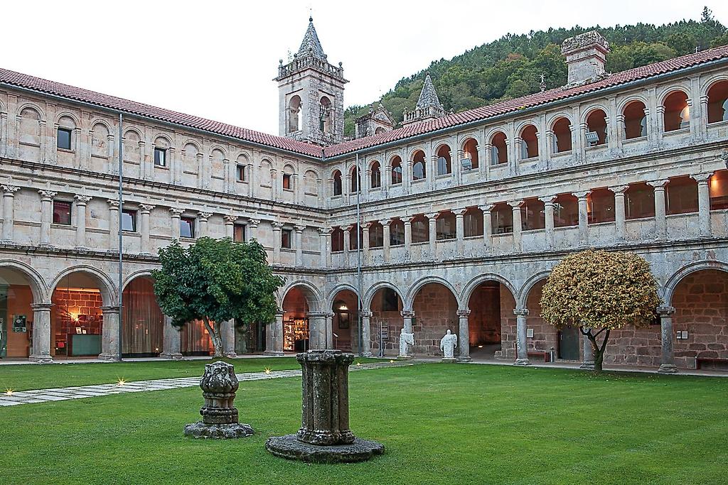 Parador de Santo Estevo, Resort/Hotelanlage