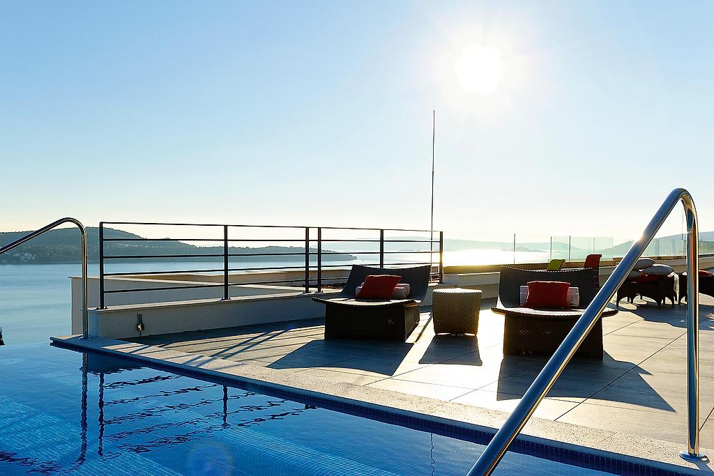 Hotel Ola, Pool/Poolbereich