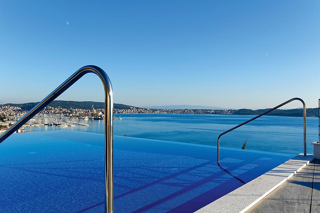 Hotel Ola, Pool/Poolbereich