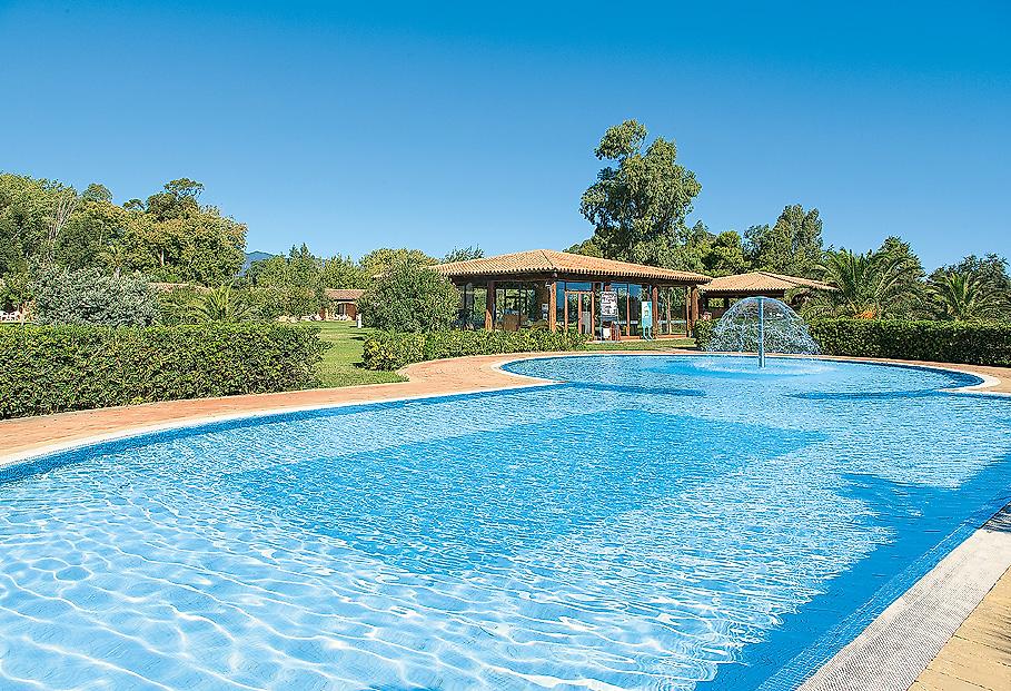 Garden Beach Hotel & Resort, Pool/Poolbereich