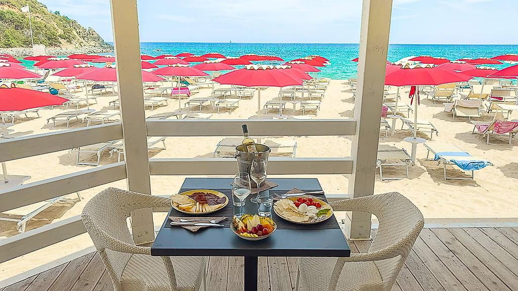 Sant’Elmo Beach Hotel, sonstige