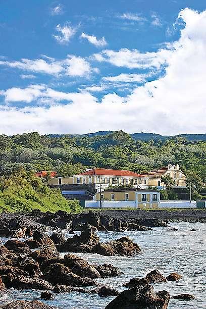 Quinta de Nossa Senhora das Mercês, Felsen und Umgebung