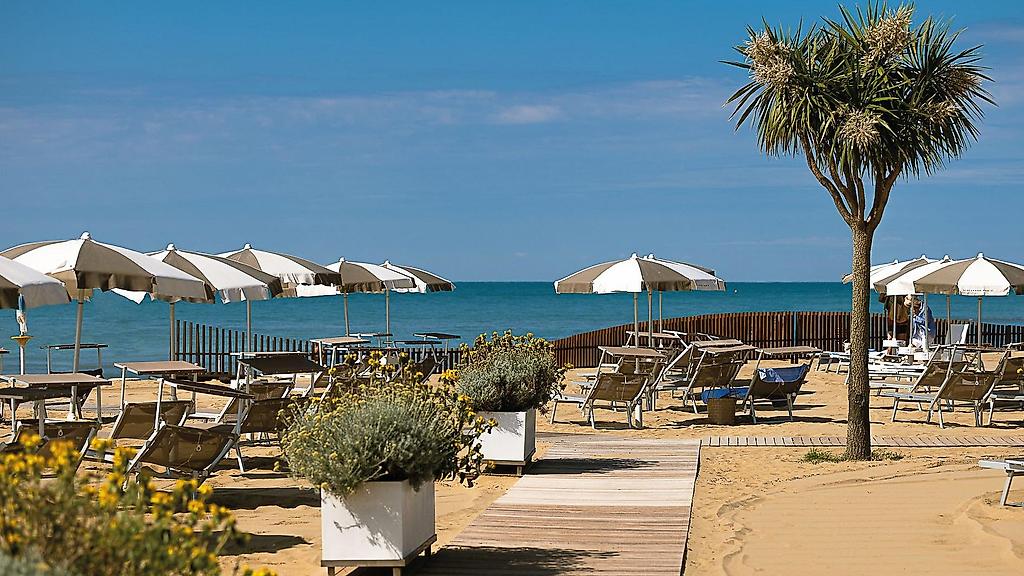 Savoy Beach Hotel & Thermal Spa, sonstige