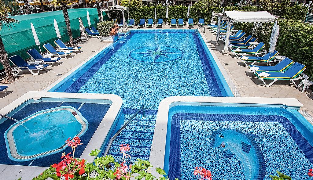 Hotel Carlton, Pool/Poolbereich
