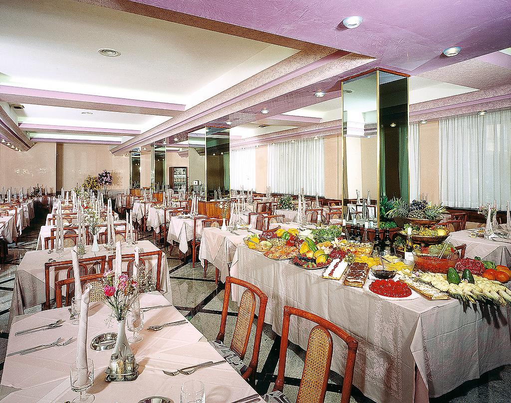 Hotel Colombo, Restaurant/Gastronomie