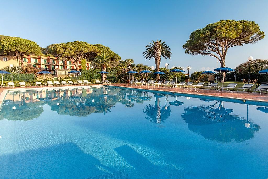 Hotel Desirée, Pool/Poolbereich