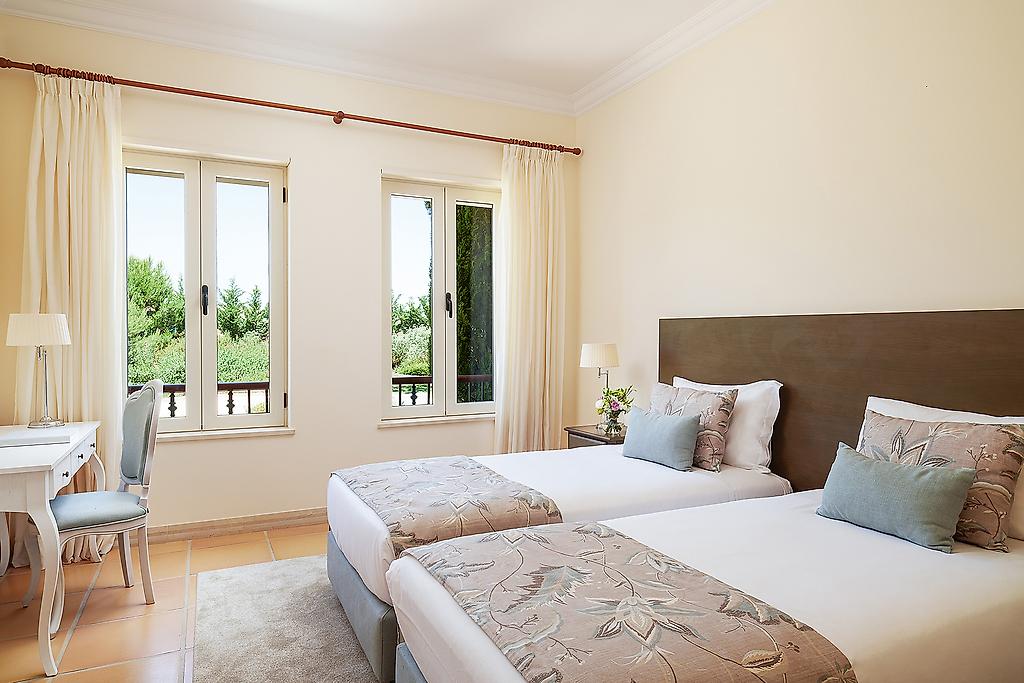 Monte Rei Golf & Country Club, Gartenbereich einer verbundenen Villa