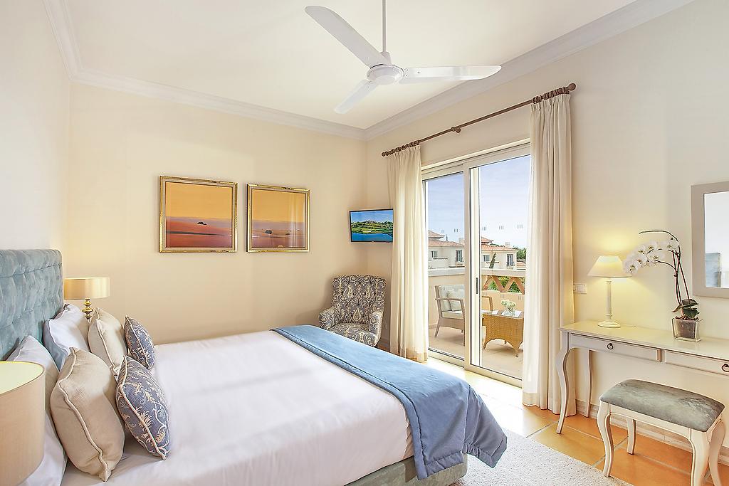Monte Rei Golf & Country Club, Hauptschlafzimmer der Villa