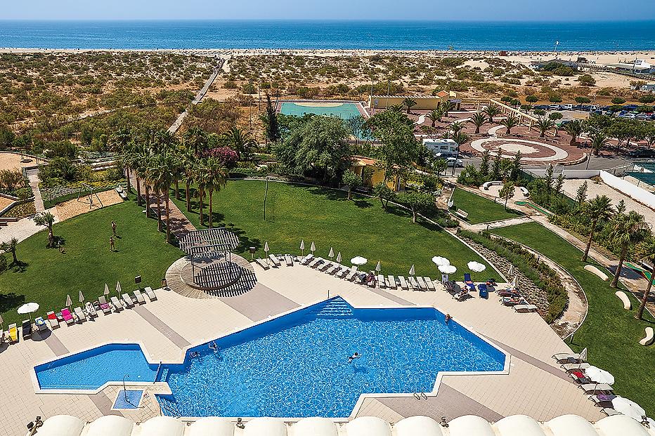Ozadi Altura Beach, Pool/Poolbereich