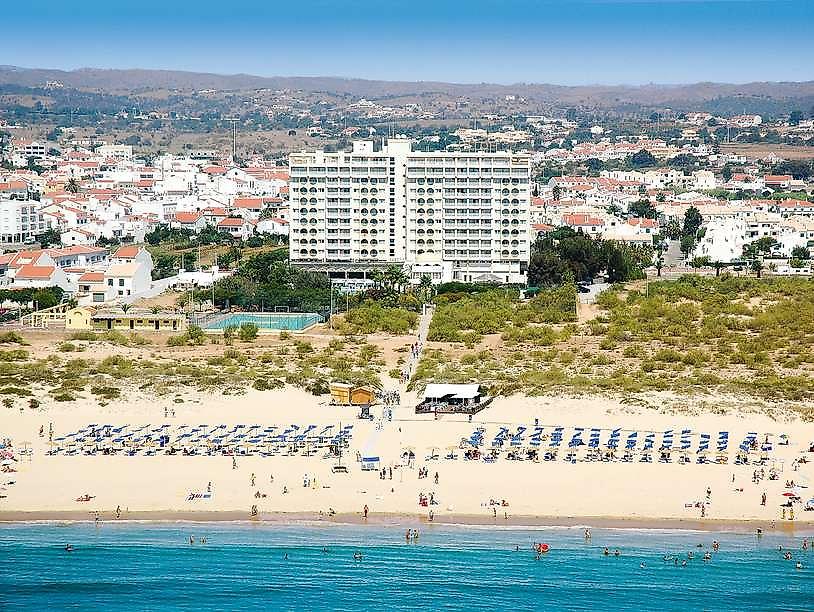 Ozadi Altura Beach, Zimmer mit moderner Einrichtung