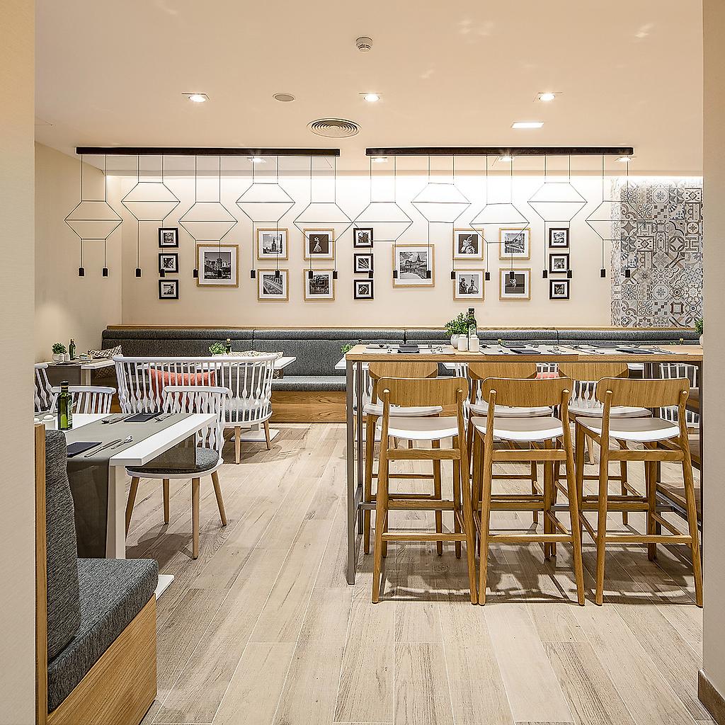 Catalonia Giralda, Restaurant/Gastronomie