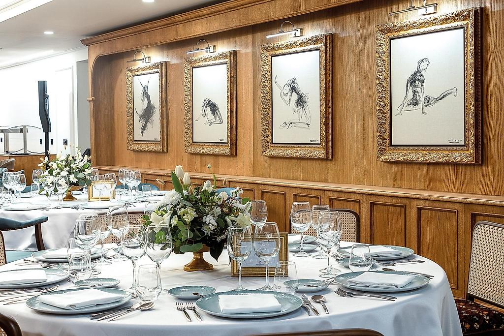 AP Dona Aninhas, Restaurant/Gastronomie