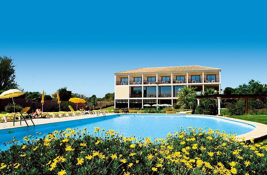 Luzmar Villas, Poolblick