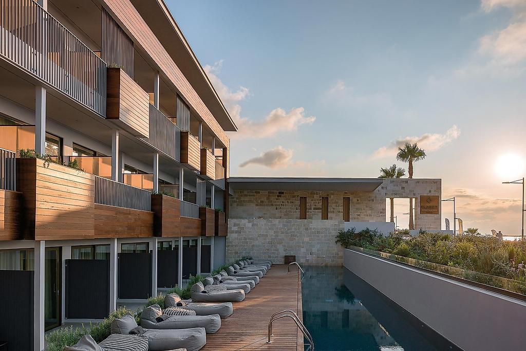 Ikones Seafront Luxury Suites, Resort/Hotelanlage