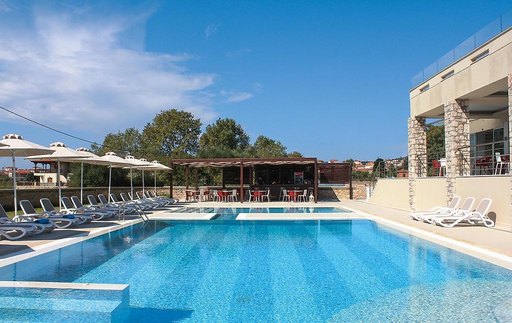 Niriides Luxury Villas, Pool/Poolbereich