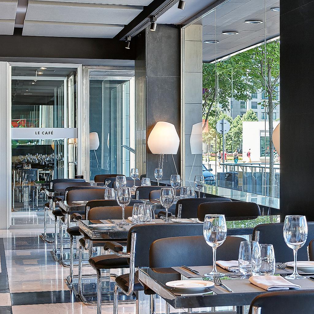 The Artist Grand Hotel of Art, Restaurant/Gastronomie