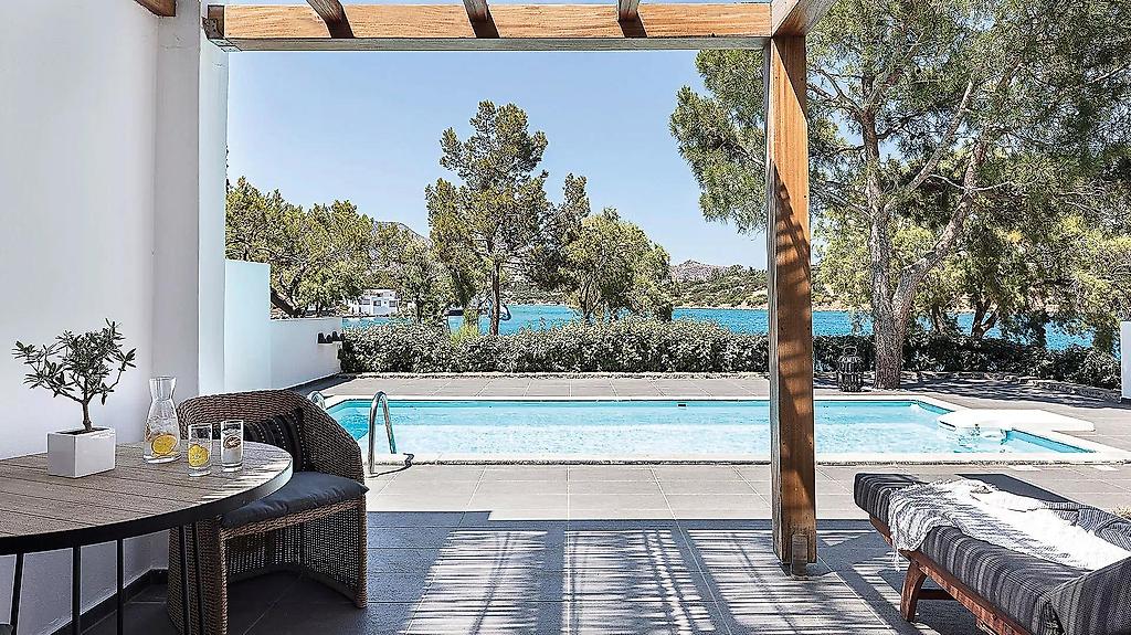 Minos Beach Art Hotel, Superior Seafront Bungalow