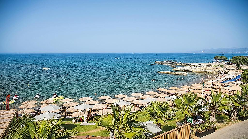 Golden Beach Hotel, sonstige