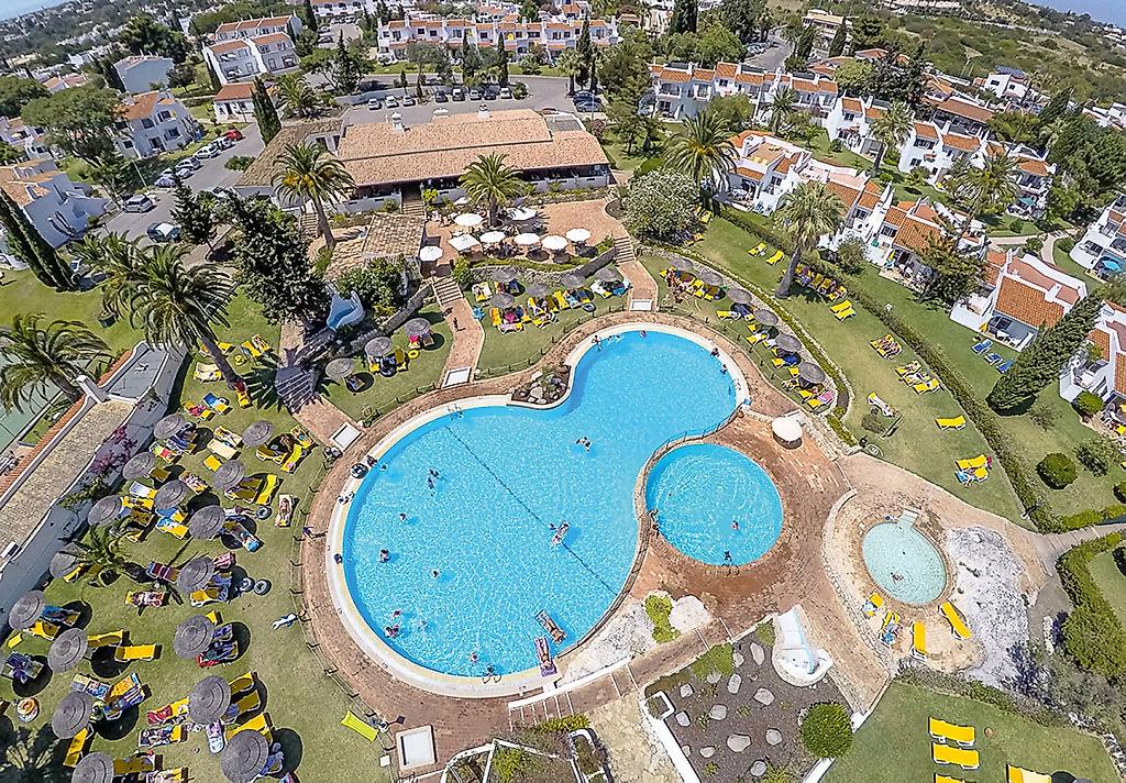 Rocha Brava, Resort/Hotelanlage