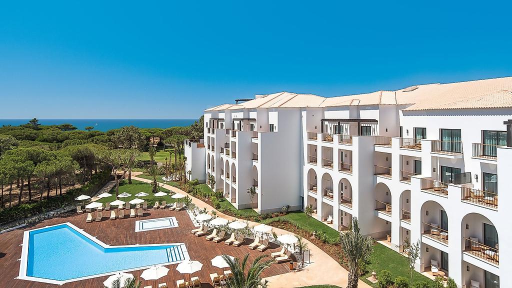 Pine Cliffs Ocean Suites, a Luxury Collection Resort & Spa, Resort/Hotelanlage