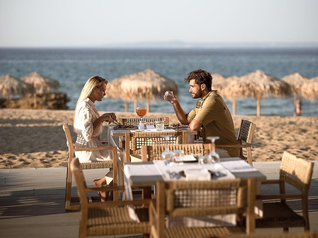 The Bay Hotel & Suites, Restaurant/Gastronomie