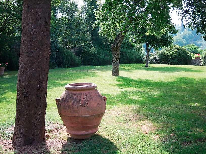 I Parigi & Corbinelli, Gartenbereich