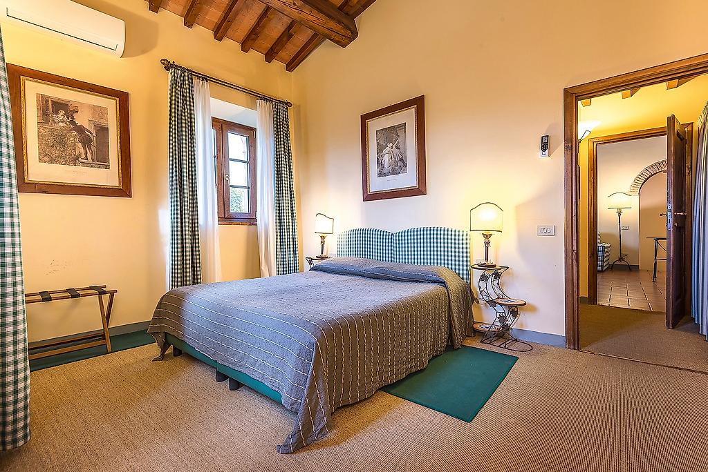 Relais Villa Olmo, Family