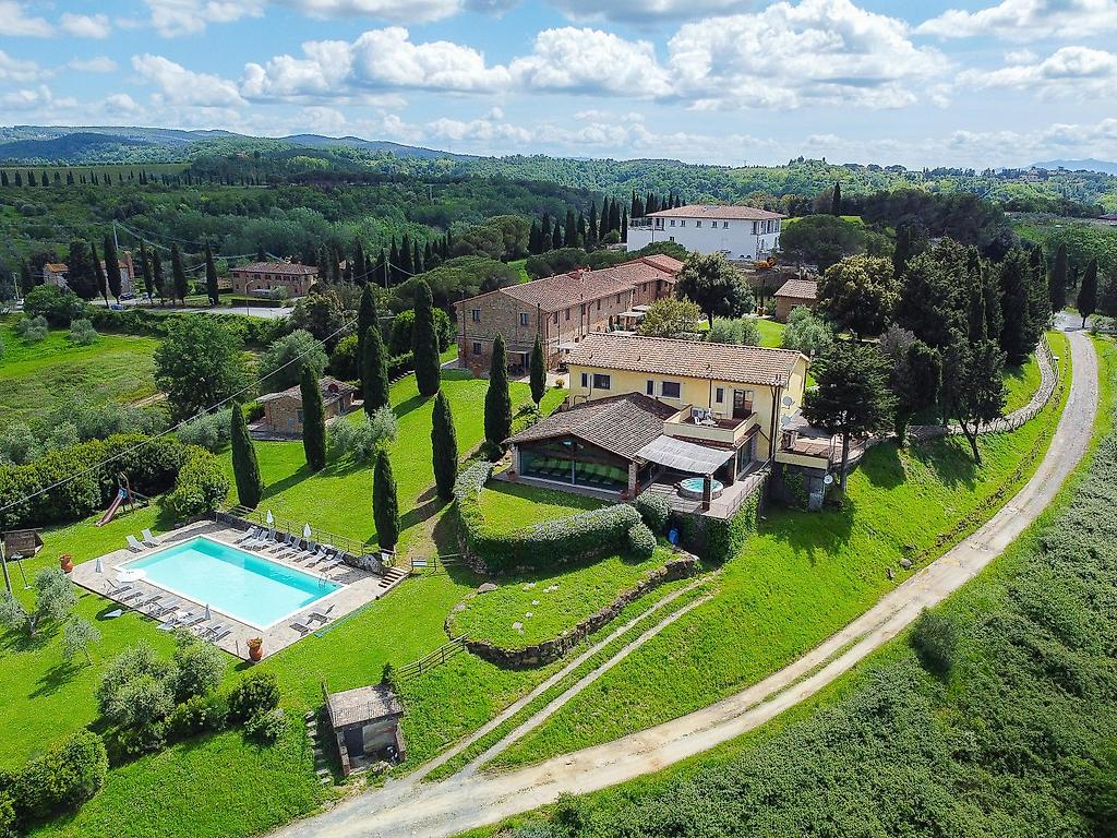 Tenuta Castellare di Tonda, Resort/Hotelanlage