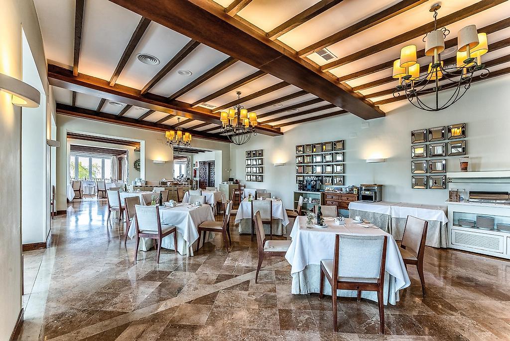 Parador Málaga Gibralfaro, Restaurant/Gastronomie