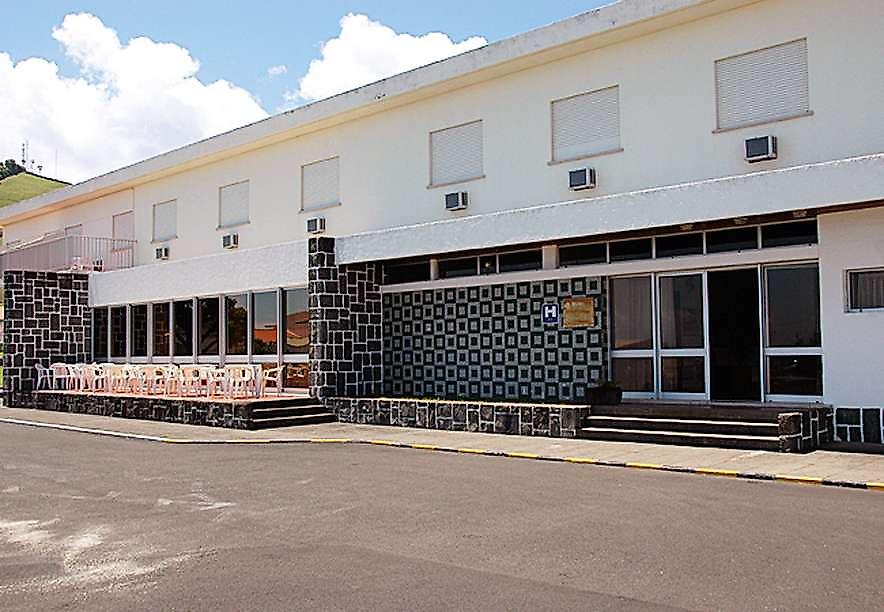 Hotel Servi-Flor, Fassade