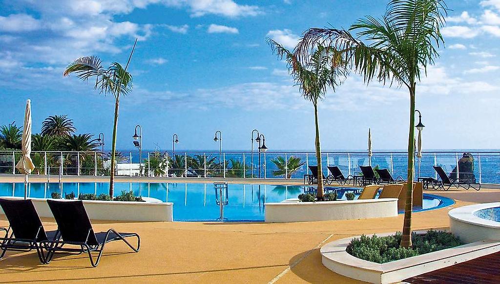 Meliá Madeira Mare, Pool mit Meerblick