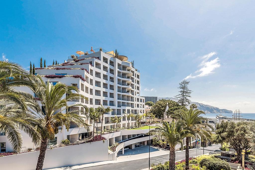 NEXT Hotel, Resort/Hotelanlage